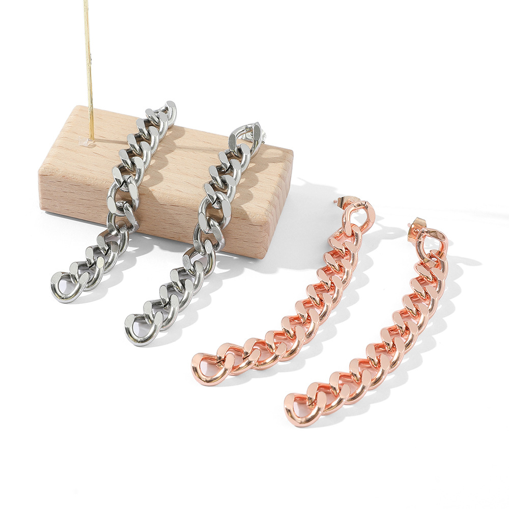 أقراط أذن بسلسلة من الفولاذ ال - مراجعة Steel Chain وسعره